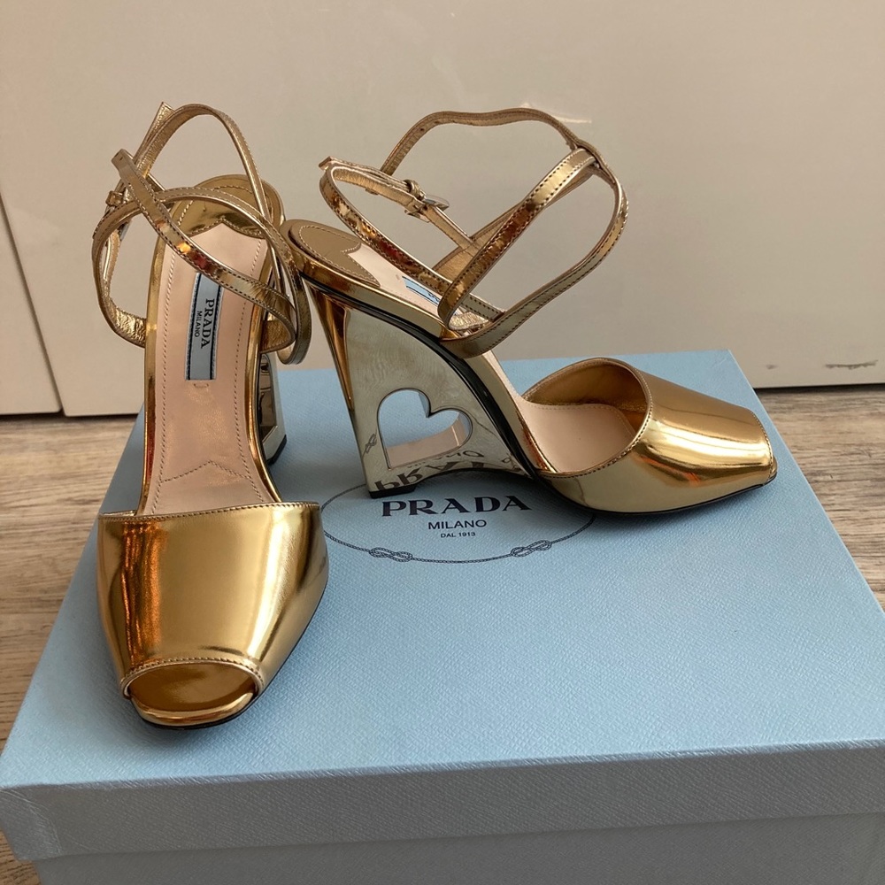 NEW PRADA
Heart-cutout Wedge 110mm Sandal - Picture 3 of 6